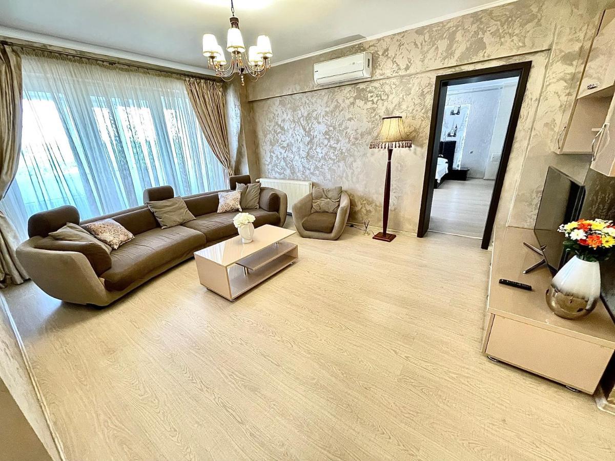Dacia Residence Apartments Self Check-In Craiova Bagian luar foto