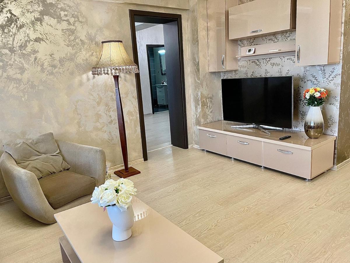 Dacia Residence Apartments Self Check-In Craiova Bagian luar foto