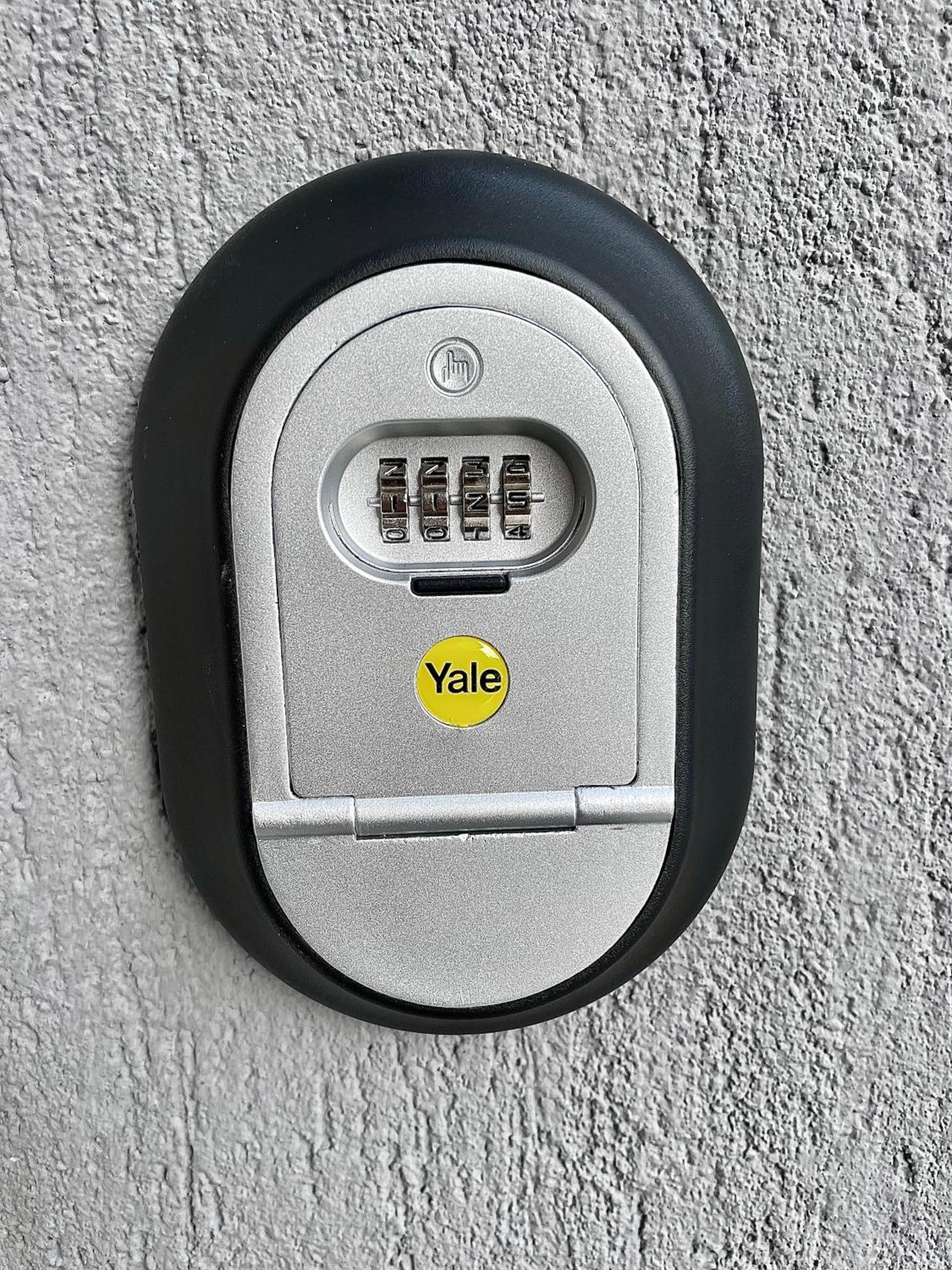 Dacia Residence Apartments Self Check-In Craiova Bagian luar foto